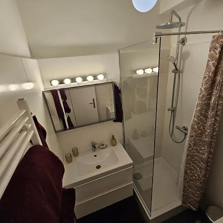 Yuki'S Place - Central Design Apartment - Vienna Trade Fair - Wu Campus - Downtown - Subway Buitenkant foto